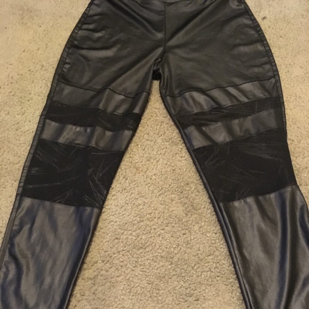 Liquid leggings